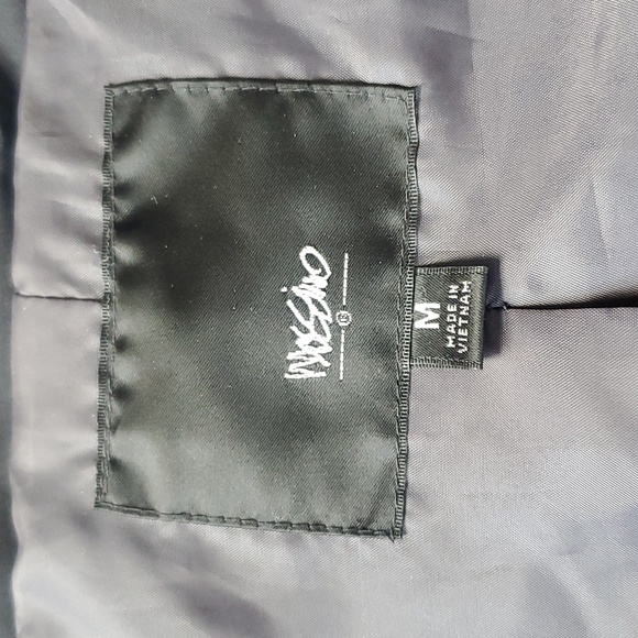 Cute short black Massimo jacket. - Picture 6 of 7